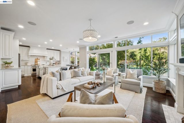 1026 McCauley Rd, Danville, CA 94526