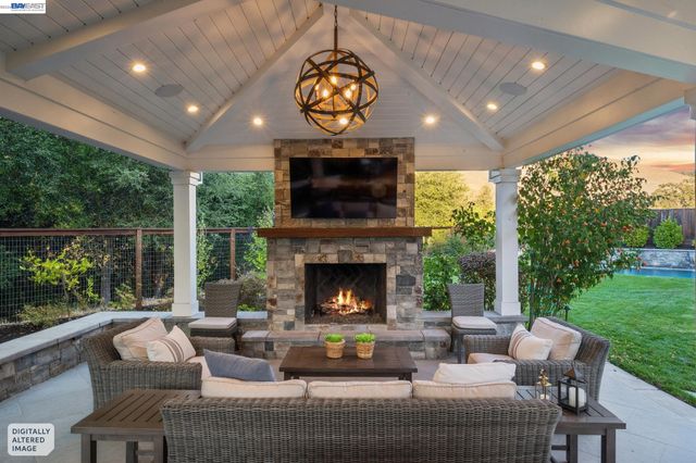 1026 McCauley Rd, Danville, CA 94526