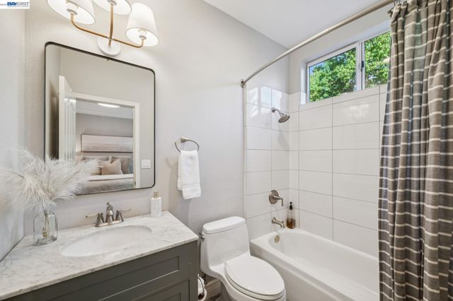 1026 McCauley Rd, Danville, CA 94526