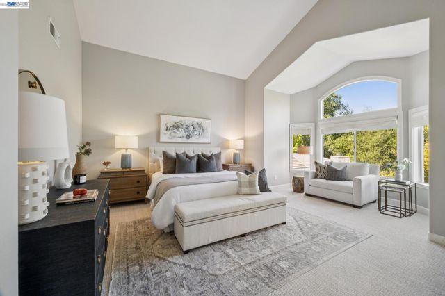 1026 McCauley Rd, Danville, CA 94526