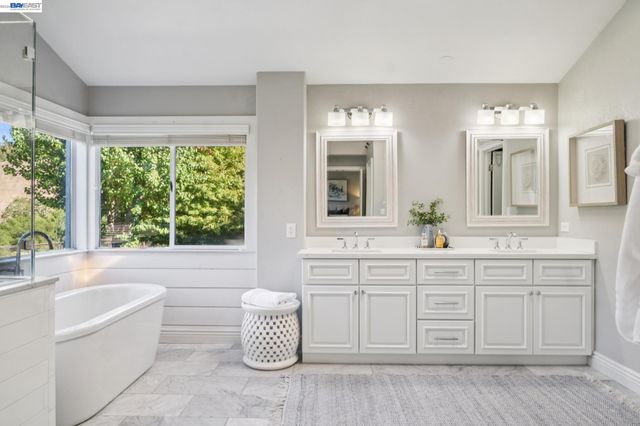1026 McCauley Rd, Danville, CA 94526