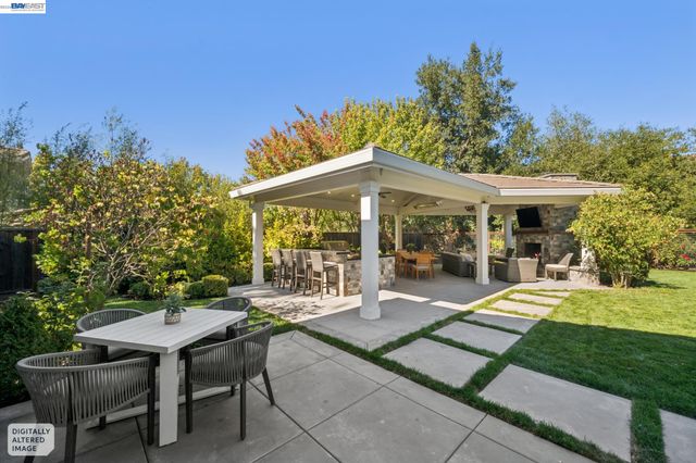 1026 McCauley Rd, Danville, CA 94526