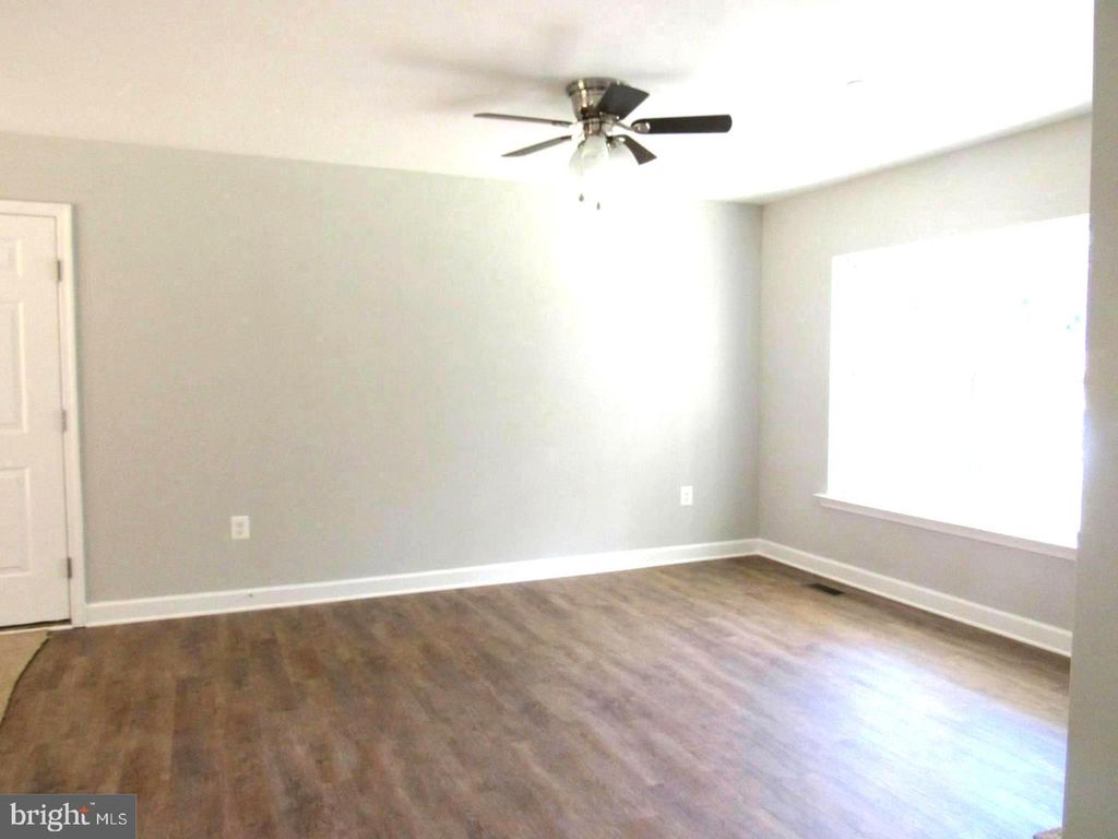 Image 9 of property listing at 9977 TRINITY CHURCH RD, Charlotte Hall, MD 20622