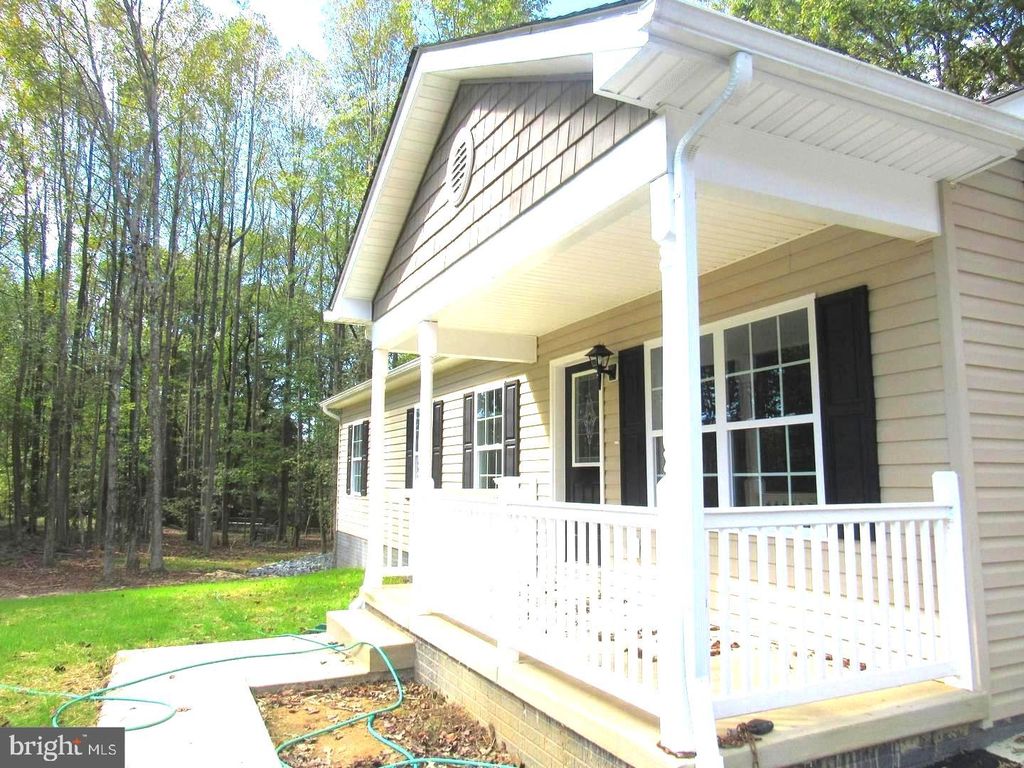 Image 2 of property listing at 9977 TRINITY CHURCH RD, Charlotte Hall, MD 20622
