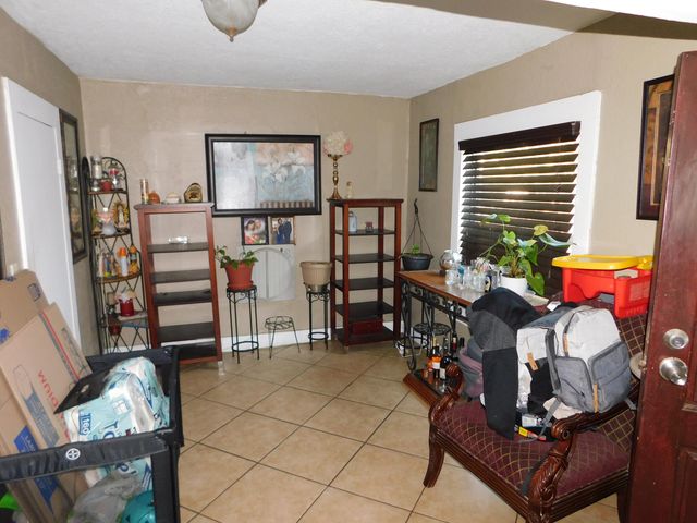 605 N F Street, Tulare, CA 93274