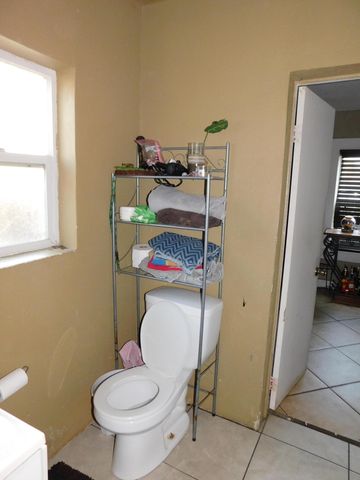 605 N F Street, Tulare, CA 93274