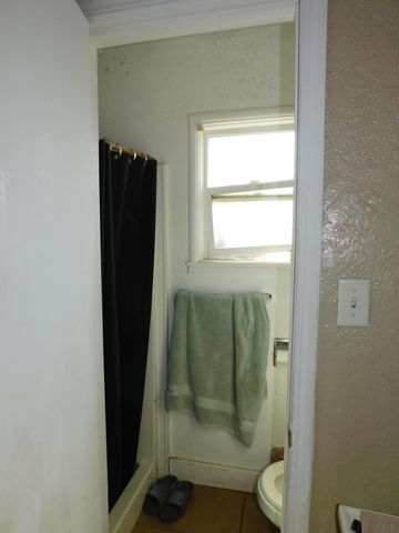 605 N F Street, Tulare, CA 93274