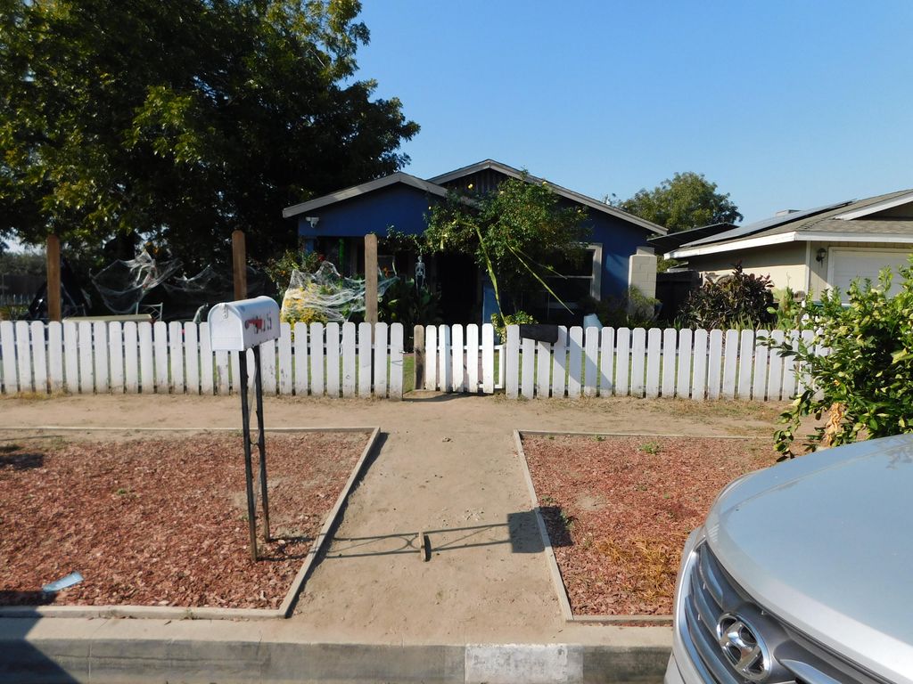 605 N F Street, Tulare, CA 93274