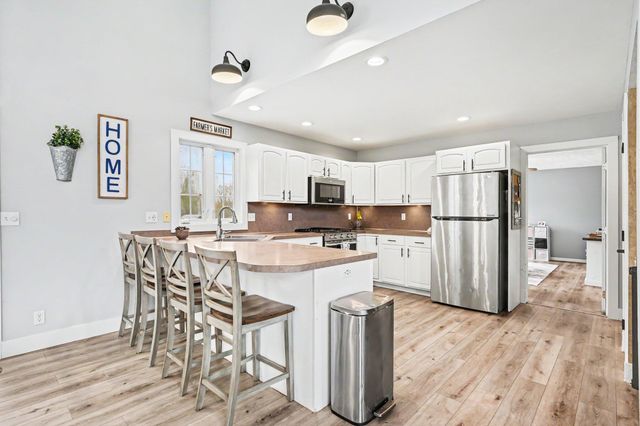 3575 Walnut Court, Hamilton, MI 49419