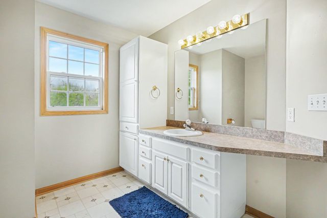 3575 Walnut Court, Hamilton, MI 49419