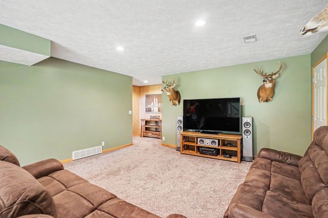 3575 Walnut Court, Hamilton, MI 49419