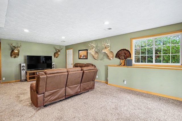 3575 Walnut Court, Hamilton, MI 49419