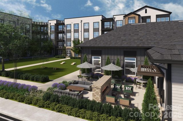 915 W Mallard Creek Church Road S1, Charlotte, NC 28262