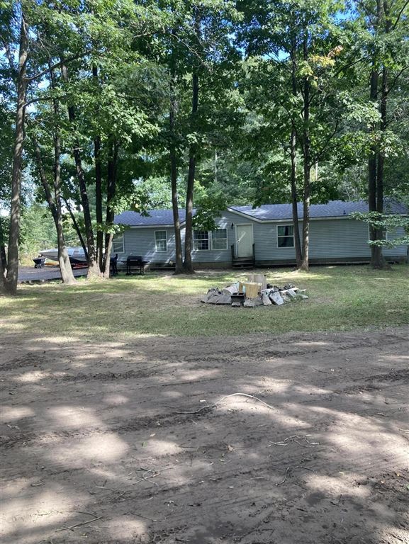 1890 Paul Street, Muskegon, MI 49445