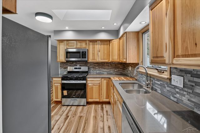 2314 S Huron Road, Kawkawlin Twp, MI 48631