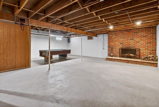 2314 S Huron Road, Kawkawlin Twp, MI 48631