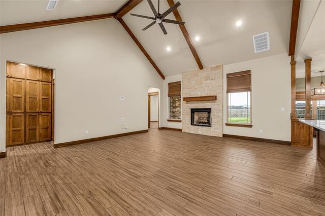 365 NW Mountain Lake Crest Crest, Lawton, OK 73507