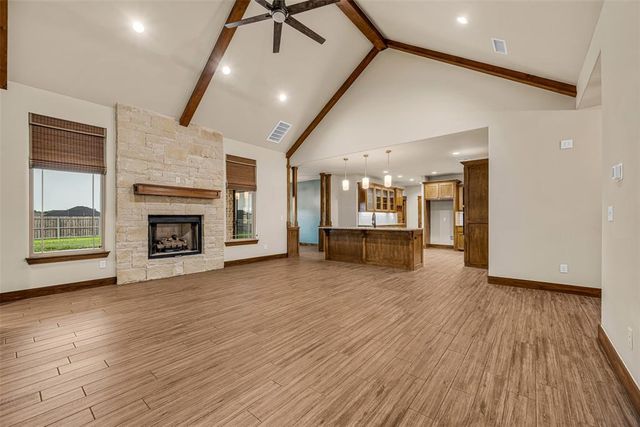 365 NW Mountain Lake Crest Crest, Lawton, OK 73507