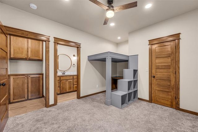 365 NW Mountain Lake Crest Crest, Lawton, OK 73507