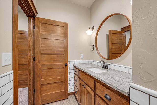 365 NW Mountain Lake Crest Crest, Lawton, OK 73507