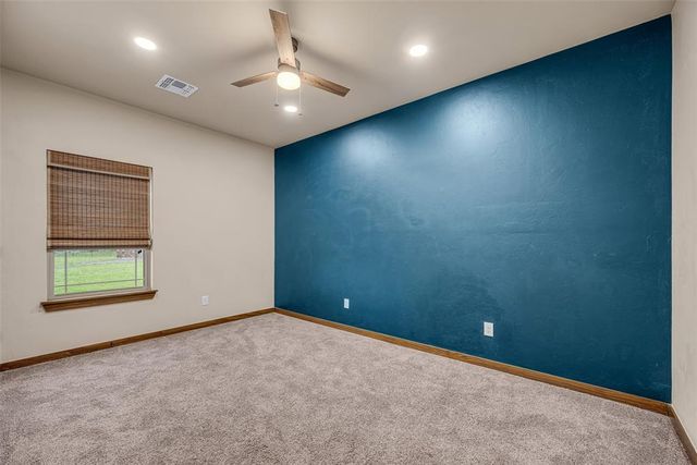 365 NW Mountain Lake Crest Crest, Lawton, OK 73507