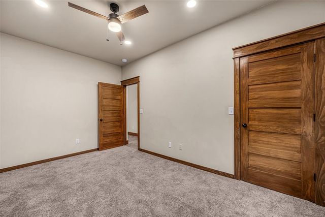 365 NW Mountain Lake Crest Crest, Lawton, OK 73507