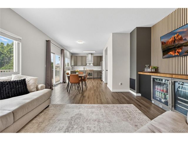 22104 E Belleview Ln, Aurora, CO 80015