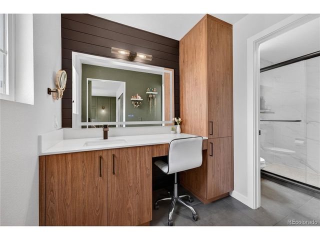 22104 E Belleview Ln, Aurora, CO 80015