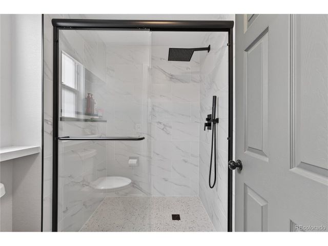 22104 E Belleview Ln, Aurora, CO 80015