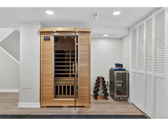 22104 E Belleview Ln, Aurora, CO 80015