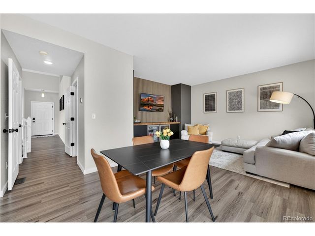 22104 E Belleview Ln, Aurora, CO 80015