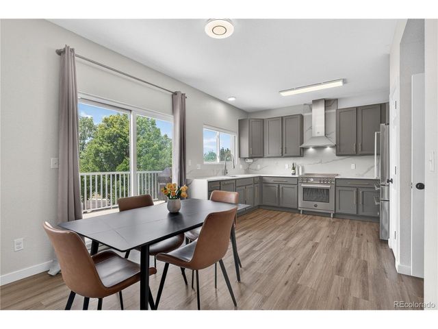 22104 E Belleview Ln, Aurora, CO 80015