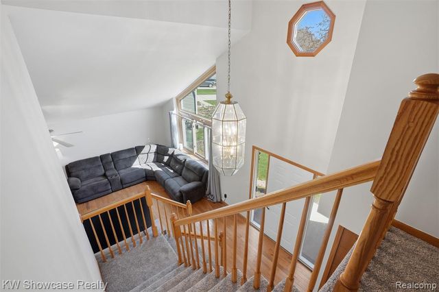 2015 Huntingdon Drive, Wixom, MI 48393