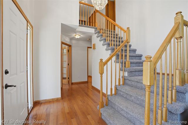 2015 Huntingdon Drive, Wixom, MI 48393