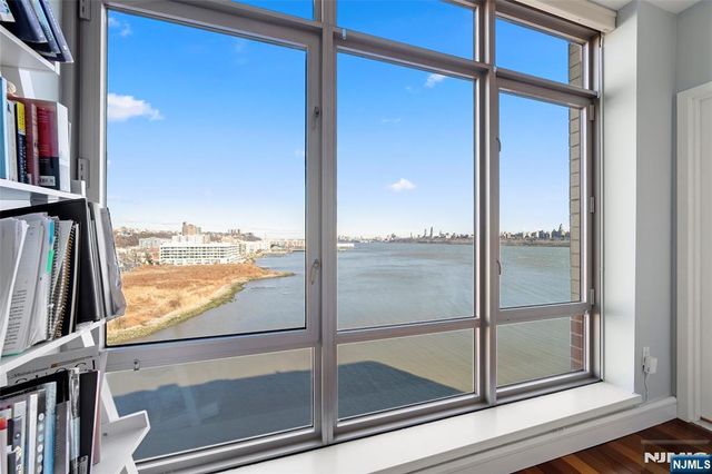 8100 River Road 1011, North Bergen, NJ 07047