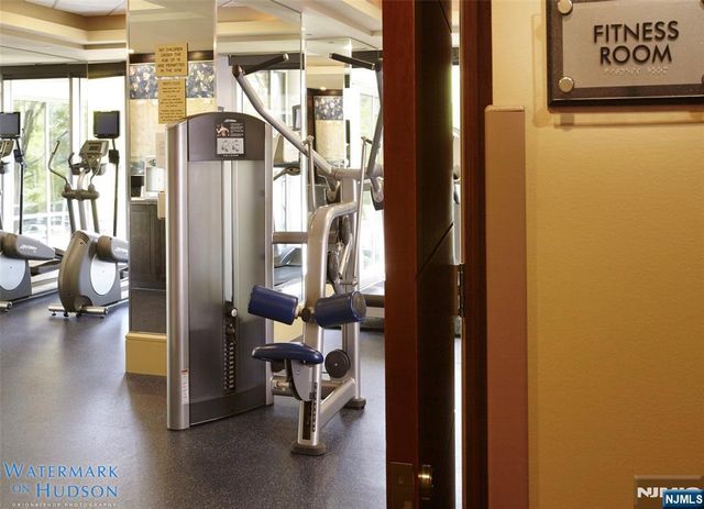 8100 River Road 1011, North Bergen, NJ 07047