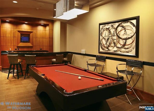 8100 River Road 1011, North Bergen, NJ 07047