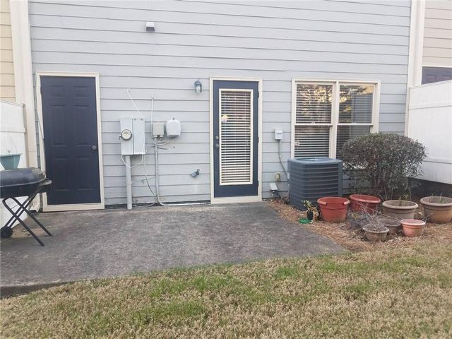 121 Red Barn Lane, Acworth, GA 30102