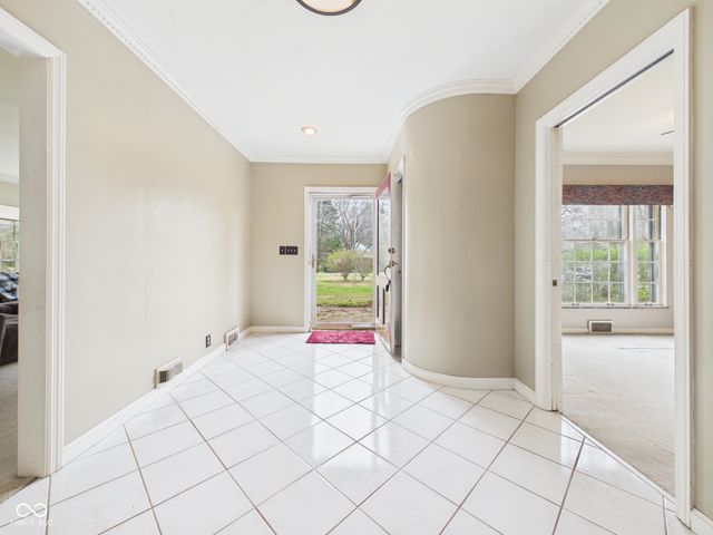 1110 Greenway Drive, Anderson, IN 46011