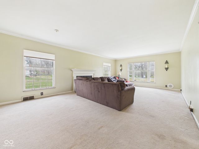 1110 Greenway Drive, Anderson, IN 46011