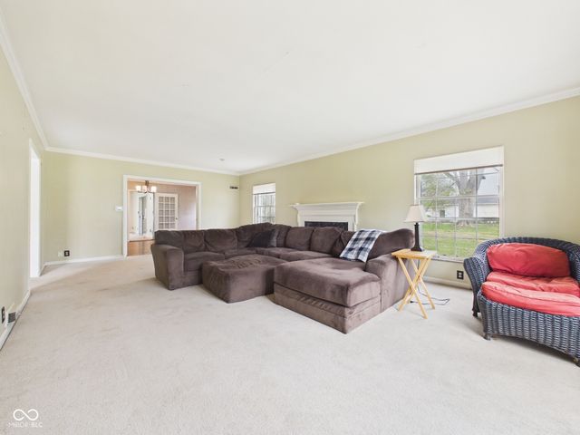 1110 Greenway Drive, Anderson, IN 46011