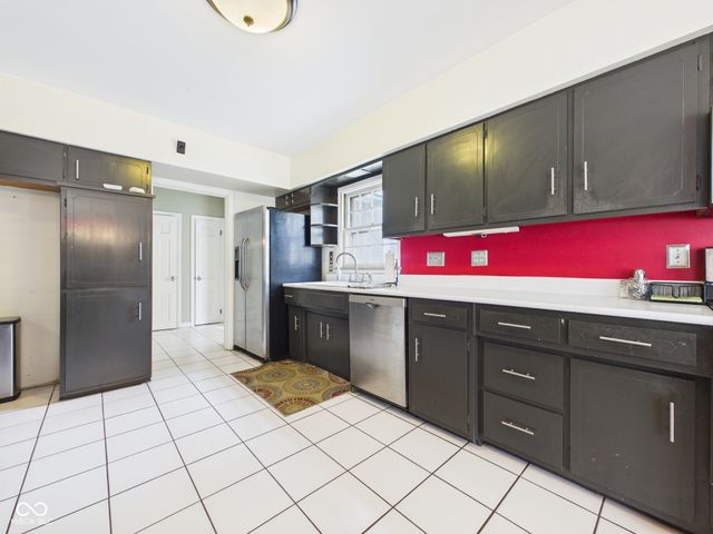 1110 Greenway Drive, Anderson, IN 46011