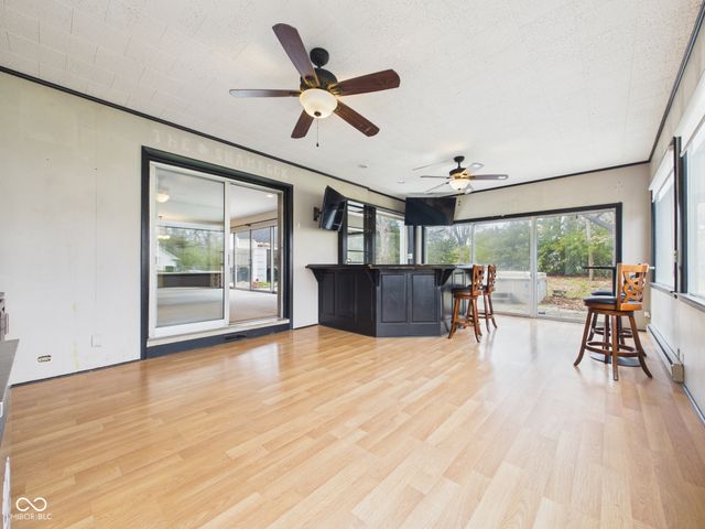 1110 Greenway Drive, Anderson, IN 46011
