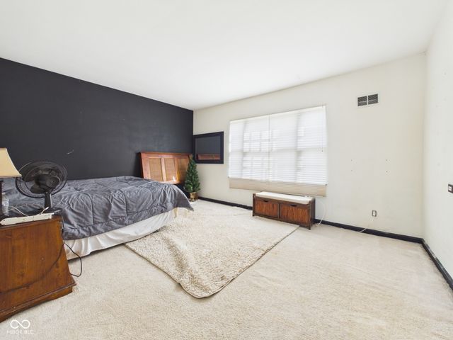 1110 Greenway Drive, Anderson, IN 46011