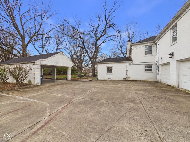 1110 Greenway Drive, Anderson, IN 46011