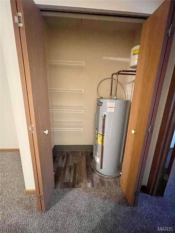 463 PONDEROSA Avenue 2, O'fallon, IL 62269