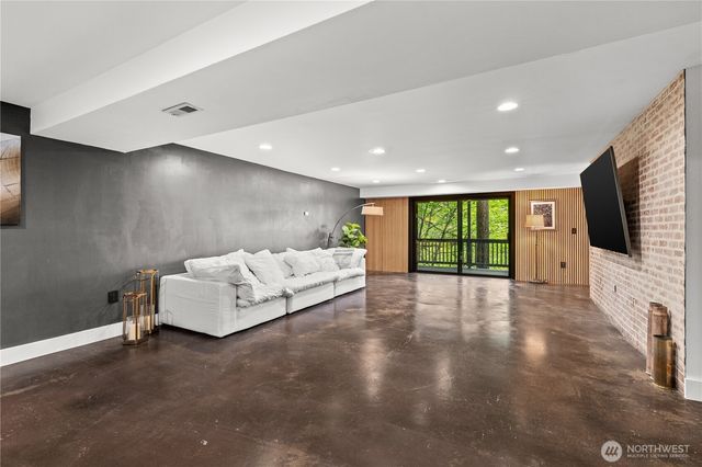 3325 92nd Avenue Ct E, Puyallup, WA 98371