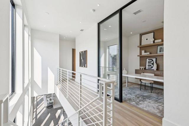 6801 Tyree Street, Dallas, TX 75209