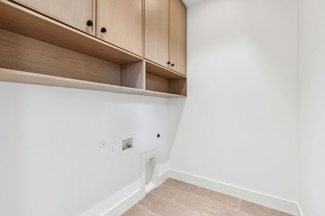 6801 Tyree Street, Dallas, TX 75209