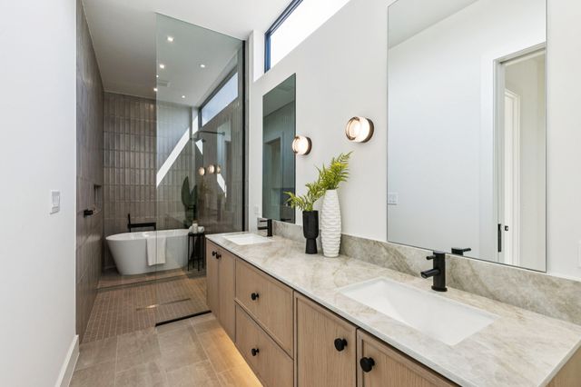 6801 Tyree Street, Dallas, TX 75209